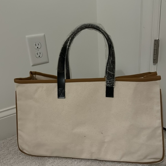 Santa Barbara Design Studio: Weekend Canvas Tote - Picture 2 of 5